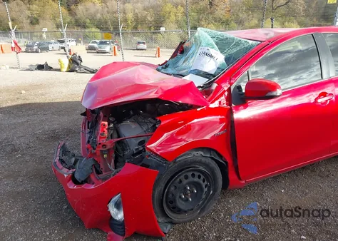 2016 Toyota Prius C One из США, поврежденный, VIN JTDKDTB37G1136880